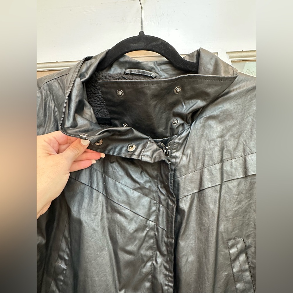 Lane Bryant Women's Black Mid-weight Winter Quilted Warm Jacket Plus Size 22 24 - Picture 3 of 12